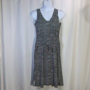 Title Nine size M stretch navy white nimbelene tiny triangle active - summer dre